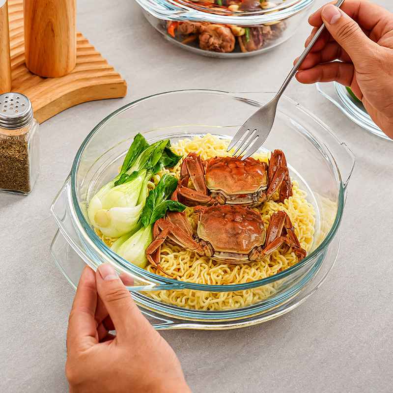 Fridge-to-Oven Glass Casserole Dish